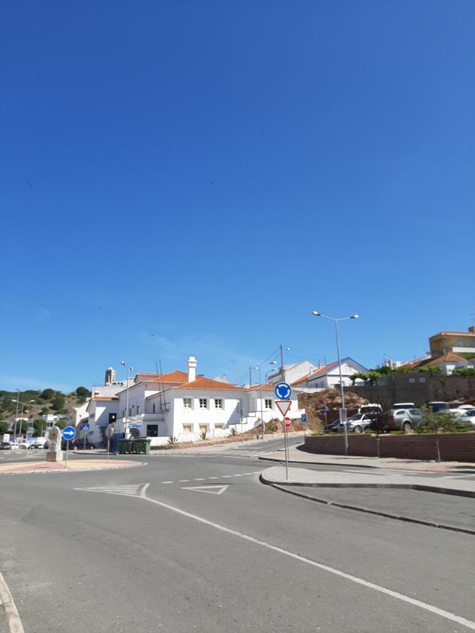 Alojamento Ferreira - Apartamento C Daire Santiago do Cacém Dış mekan fotoğraf